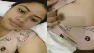 Desi gaon ki ladki ka video call pe sexy secret show MMS Porn