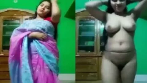 Beautiful Bengali girl saree striptease show Desi Porn MMS