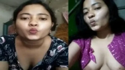 Indian girlfriend boobs show viral topless clip Desi Porn MMS