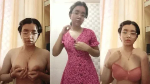 Innocent Girl Presses Boobs and Sticks Tongue on Live Call Desi Porn MMS