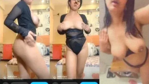 Horny Desi Girlfriend Leaked Nude Video Showing Off Big Boobs and Ass Video MMS