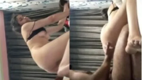 Paki Wife Pussy Rubbing And Doggy Fucking Desi Porn MMS