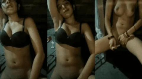 Unsatisfied Bhabhi Records Nude Masturbation Video for Devar At Night Desi Porn MMS