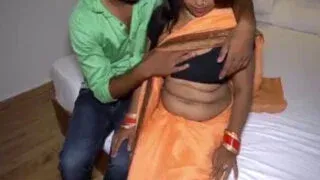 Secret hotel room romance of a hot Indian village wife MMS Porn