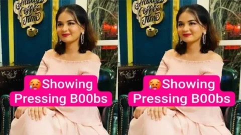 Beautiful Desi GF Latest Most Exclusive Viral Video Showing Pressing Boobs with Cute Expressions Desi Porn MMS