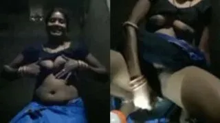 Desi village wifes secret hot solo play for her lover MMS Porn