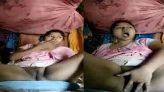 Desi village girls hot private cam show fingering her pussy MMS Porn