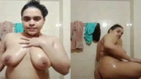 Chubby Indian lady making nude bath video Desi Porn MMS