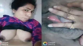 Desi village bhabhis secret hot cam show for lonely men MMS Porn